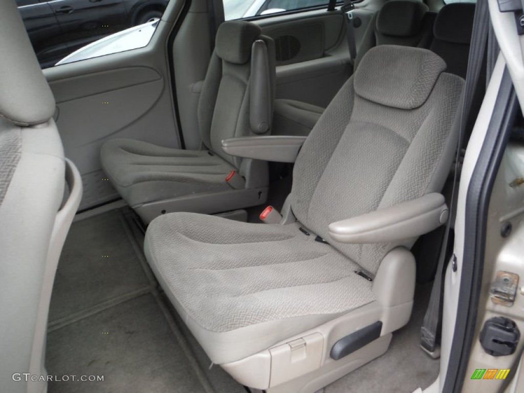Dark Khaki/Light Graystone Interior 2005 Dodge Grand Caravan SXT Photo #106456510