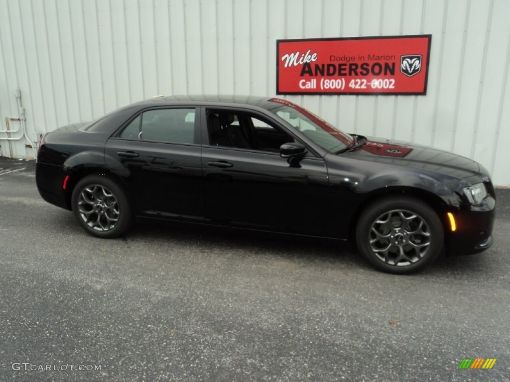 2015 300 S AWD - Gloss Black / Black photo #2