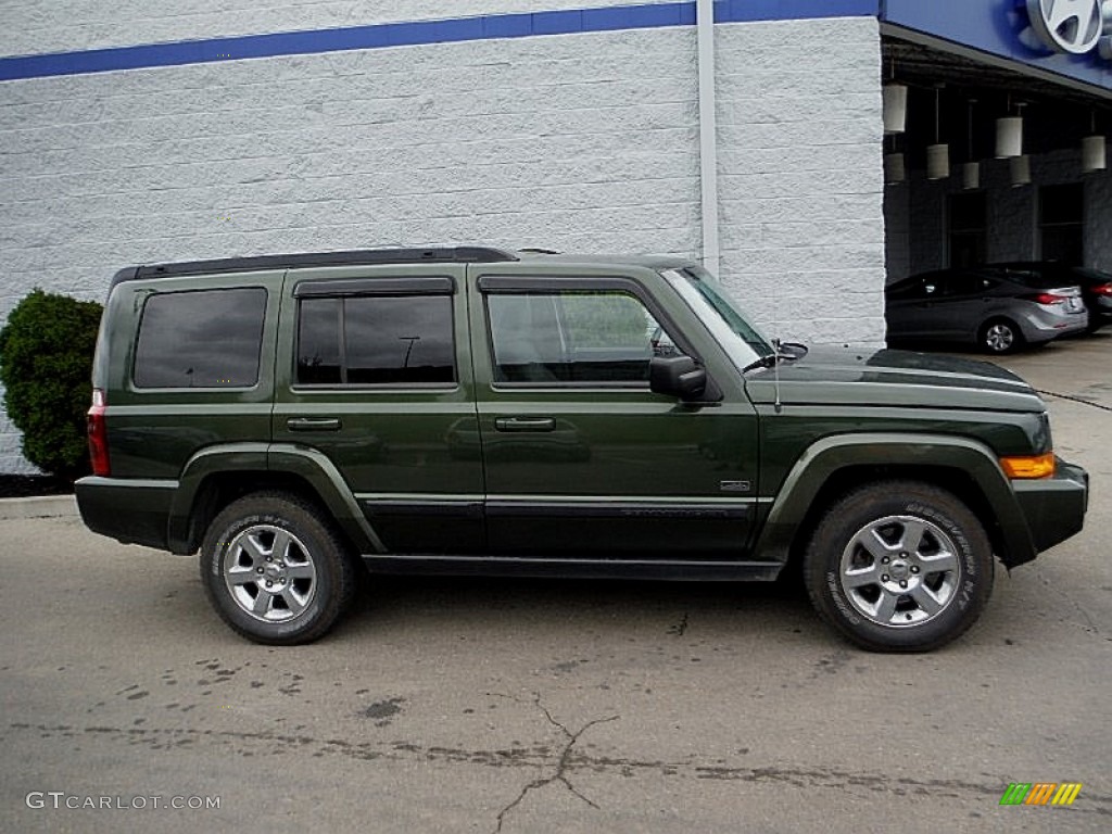 2007 Commander Sport 4x4 - Jeep Green Metallic / Medium Slate Gray photo #2