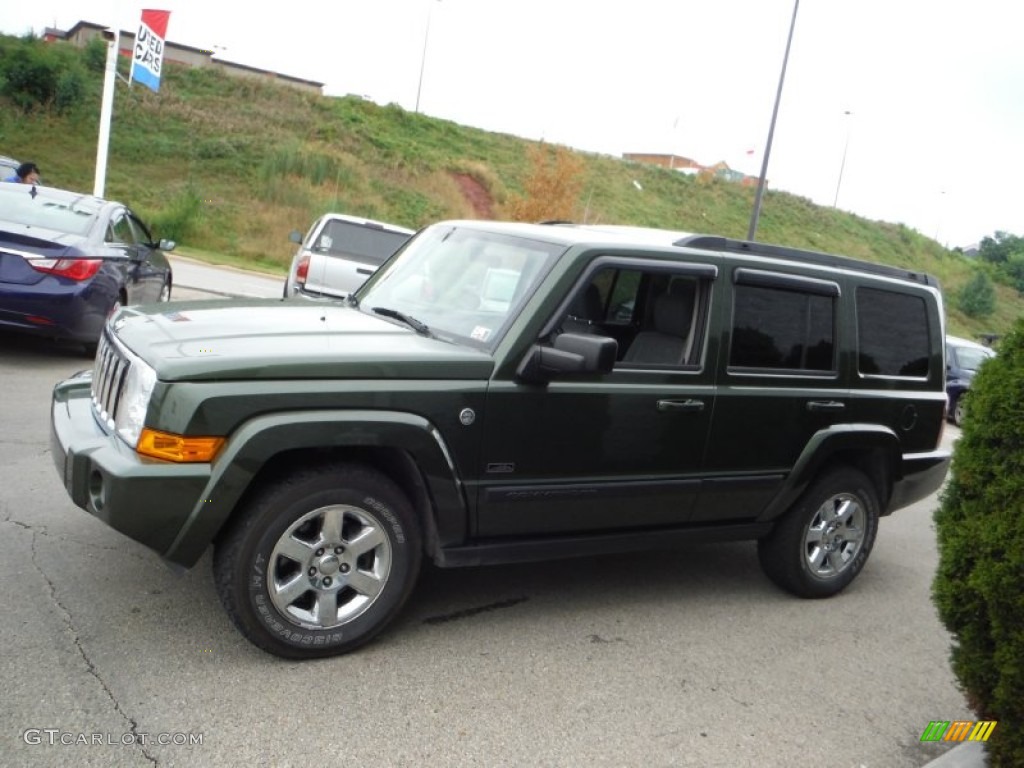 2007 Commander Sport 4x4 - Jeep Green Metallic / Medium Slate Gray photo #6