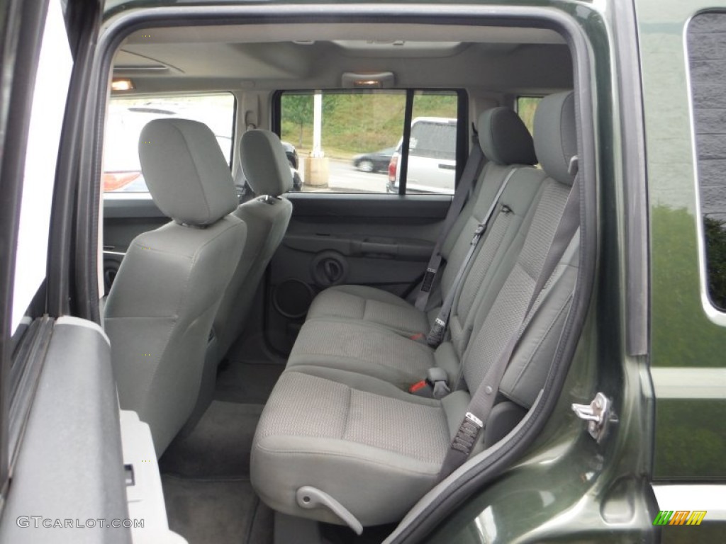2007 Commander Sport 4x4 - Jeep Green Metallic / Medium Slate Gray photo #16