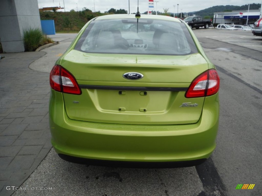 2013 Fiesta SE Sedan - Lime Squeeze / Charcoal Black/Light Stone photo #7
