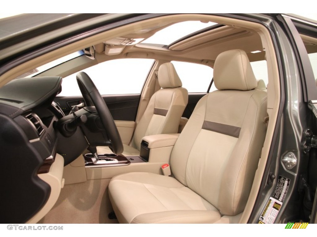 Ivory Interior 2013 Toyota Camry XLE V6 Photo #106461577