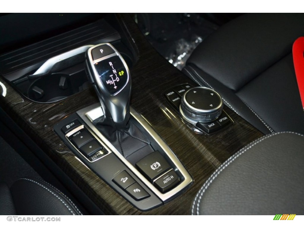 2016 BMW X3 xDrive35i Transmission Photos