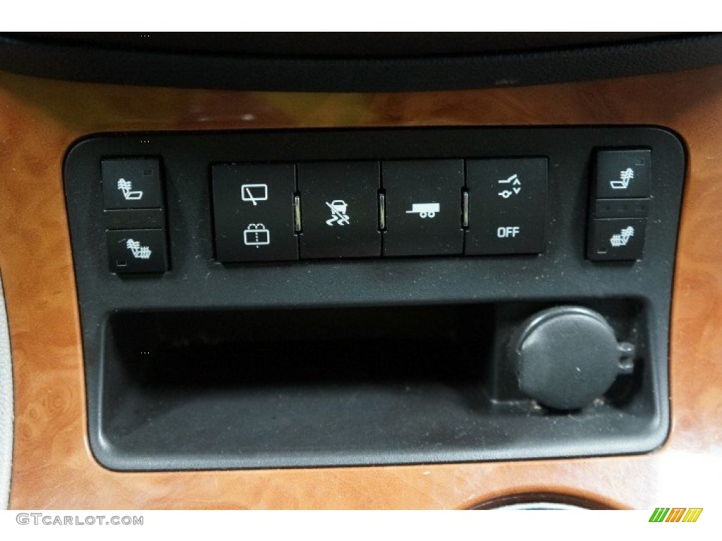 2008 Outlook XR AWD - Ocean Mist / Tan photo #34