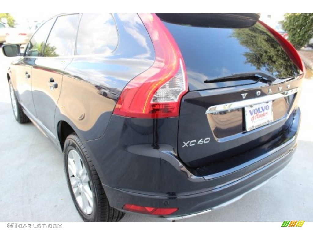 2016 XC60 T5 Drive-E - Magic Blue Metallic / Off-Black photo #6