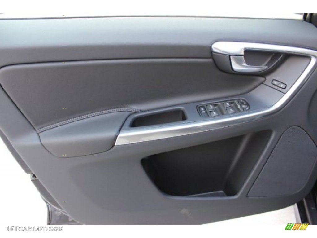 2016 XC60 T5 Drive-E - Magic Blue Metallic / Off-Black photo #8