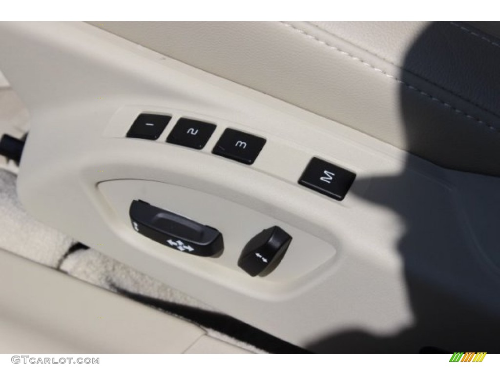 2016 Volvo S80 T5 Drive-E Platinum Controls Photo #106472011