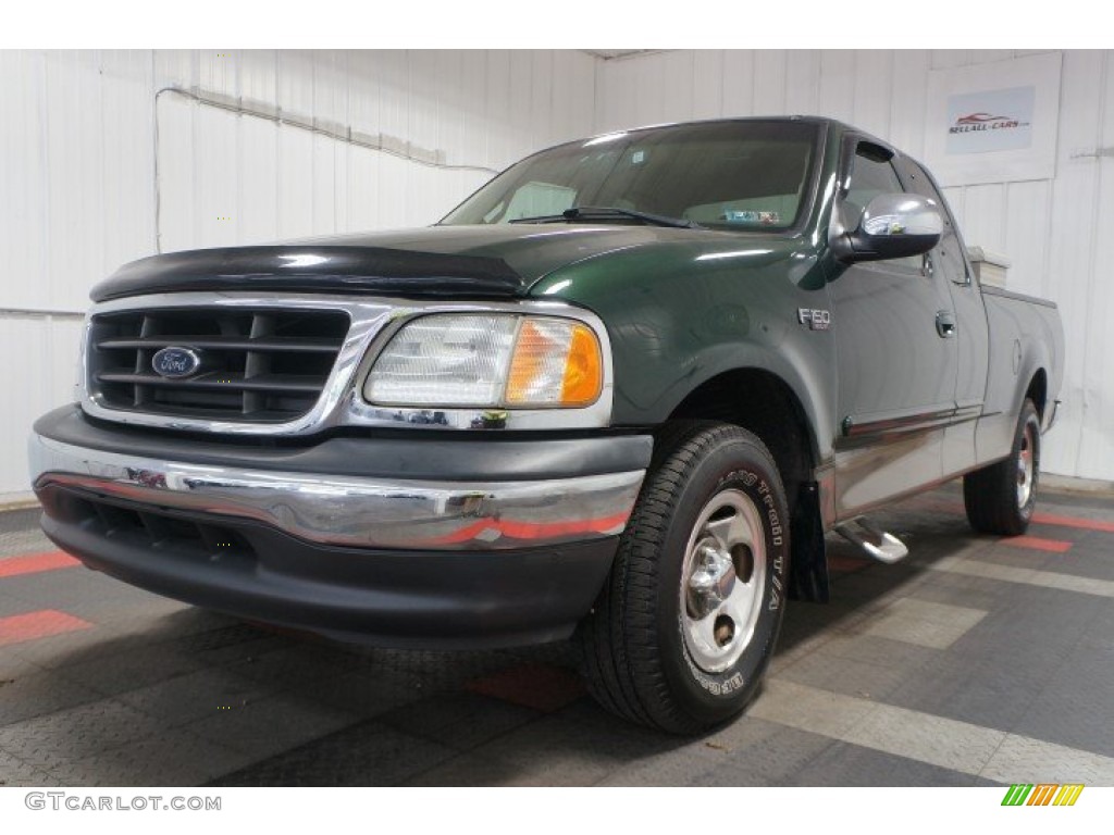 2002 F150 XLT SuperCab - Dark Highland Green Metallic / Medium Graphite photo #3