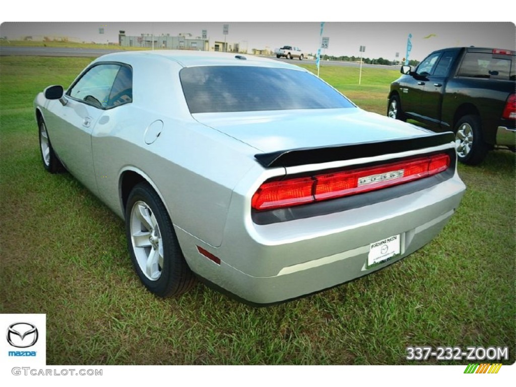 2009 Challenger SE - Bright Silver Metallic / Dark Slate Gray photo #5