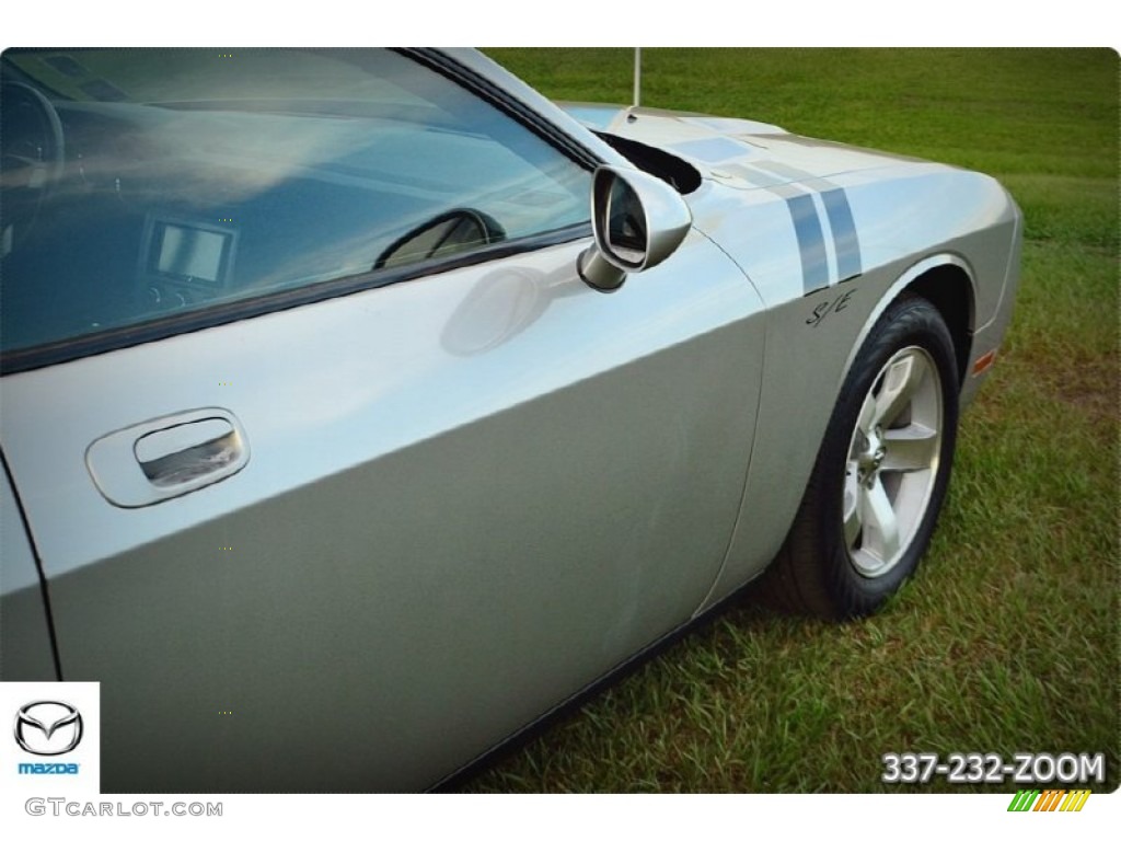 2009 Challenger SE - Bright Silver Metallic / Dark Slate Gray photo #8