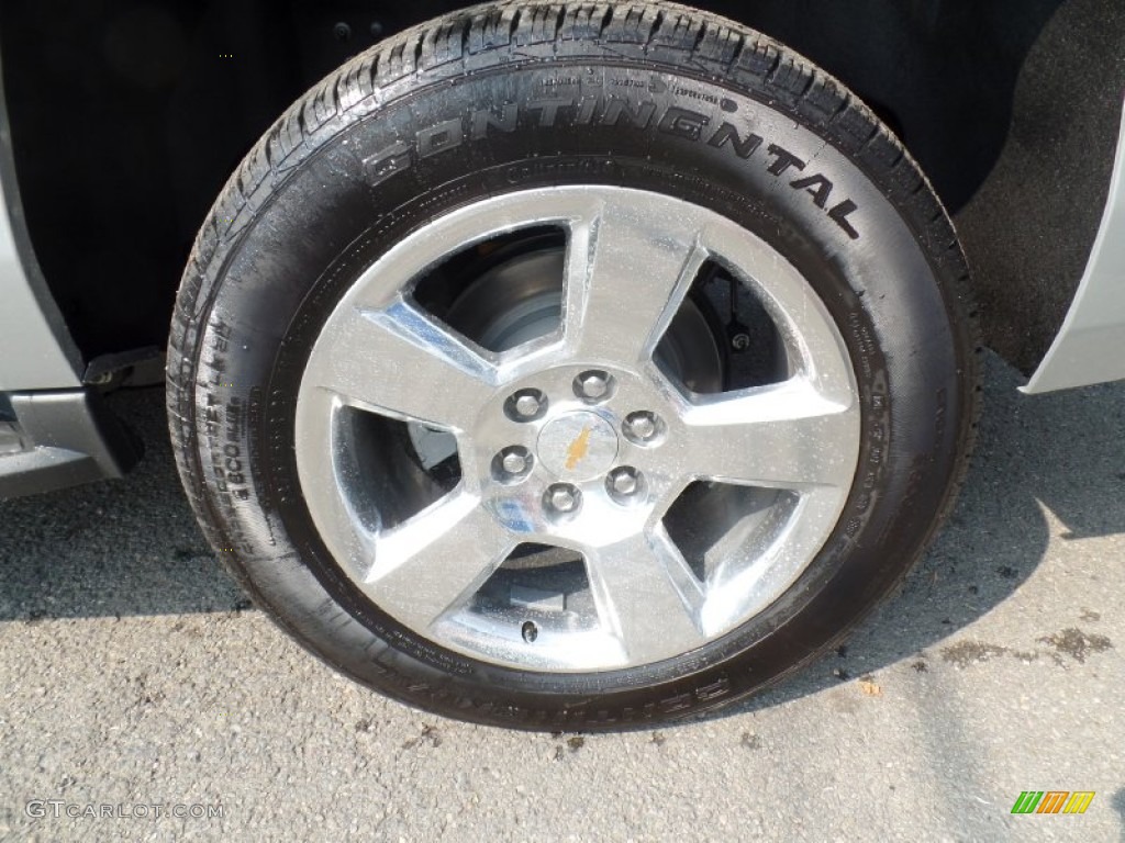 2016 Chevrolet Suburban LT 4WD Wheel Photos
