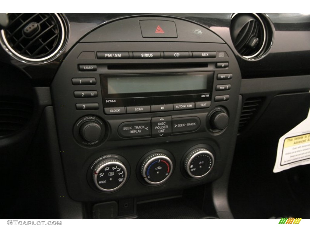 2014 Mazda MX-5 Miata Sport Roadster Controls Photos
