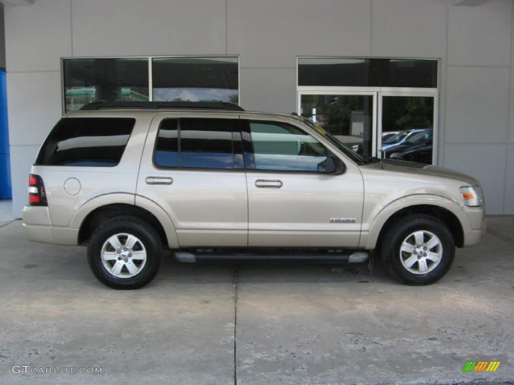 2007 Explorer XLT 4x4 - Pueblo Gold Metallic / Camel photo #2