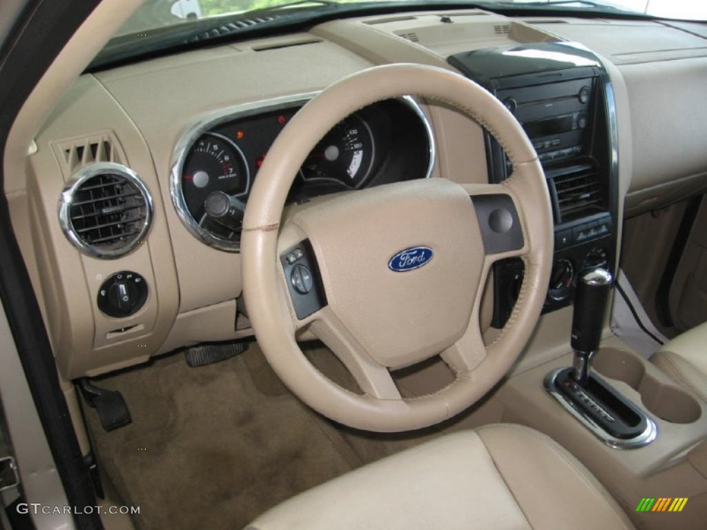 2007 Explorer XLT 4x4 - Pueblo Gold Metallic / Camel photo #6