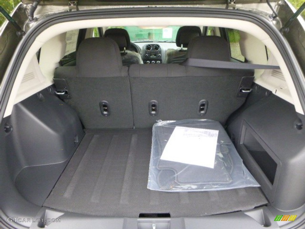 2016 Jeep Compass Sport 4x4 Trunk Photo #106486693