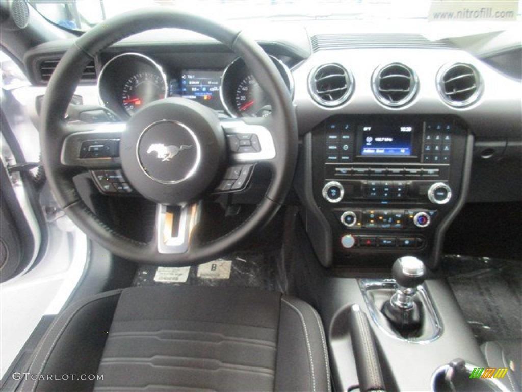 2015 Mustang GT Coupe - Oxford White / Ebony photo #11