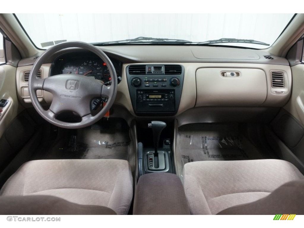 2002 Accord LX Sedan - Naples Gold Metallic / Ivory photo #21