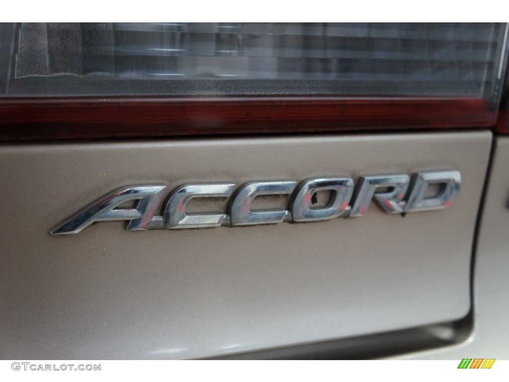 2002 Accord LX Sedan - Naples Gold Metallic / Ivory photo #80