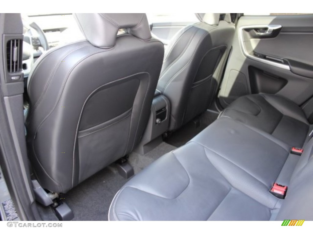 2016 Volvo XC60 T6 AWD R-Design Rear Seat Photo #106495138