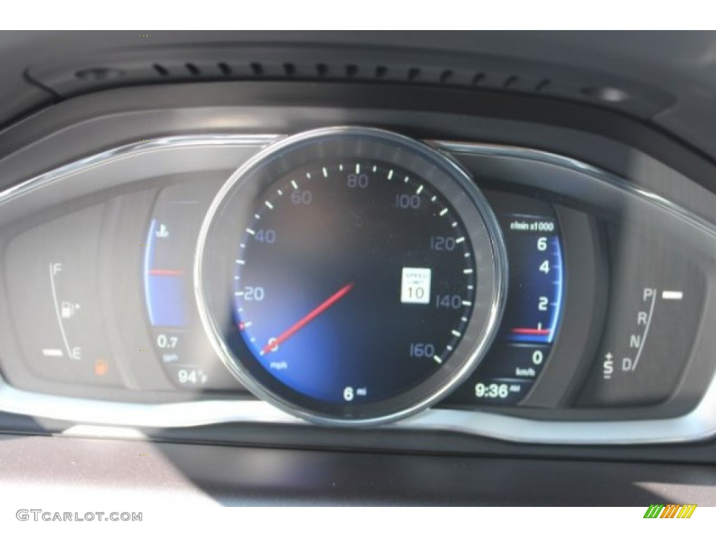 2016 Volvo XC60 T6 AWD R-Design Gauges Photo #106495294
