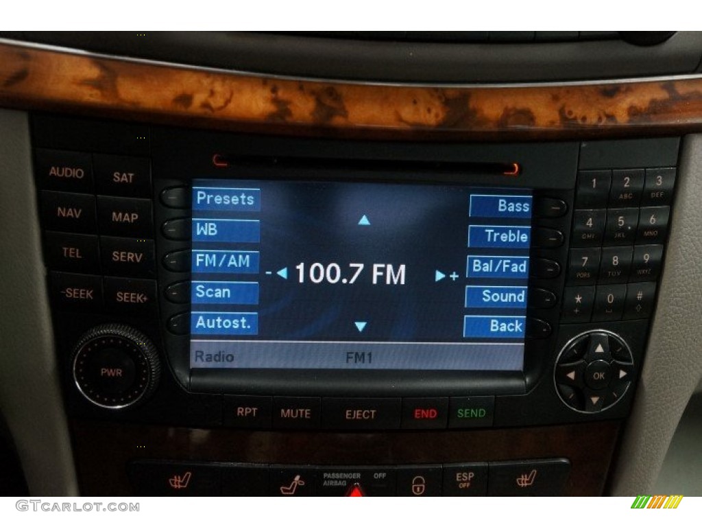 2004 Mercedes-Benz E 320 4Matic Sedan Audio System Photo #106499377