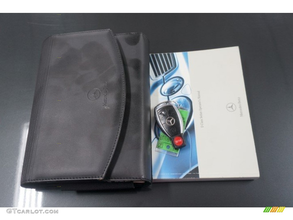 2004 Mercedes-Benz E 320 4Matic Sedan Books/Manuals Photo #106499572