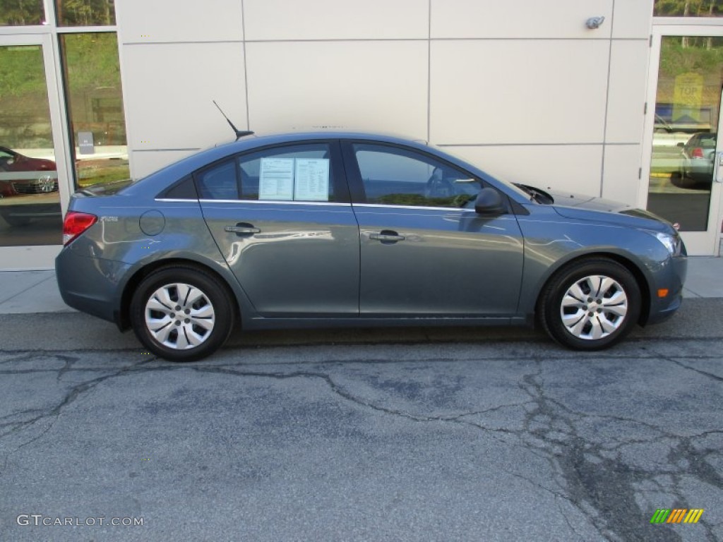 2012 Cruze LS - Blue Granite Metallic / Jet Black/Medium Titanium photo #2