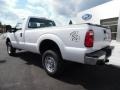 Oxford White - F250 Super Duty XL Regular Cab 4x4 Photo No. 3
