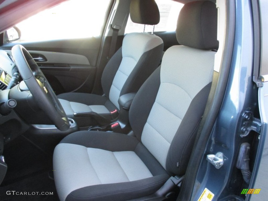 2012 Cruze LS - Blue Granite Metallic / Jet Black/Medium Titanium photo #18
