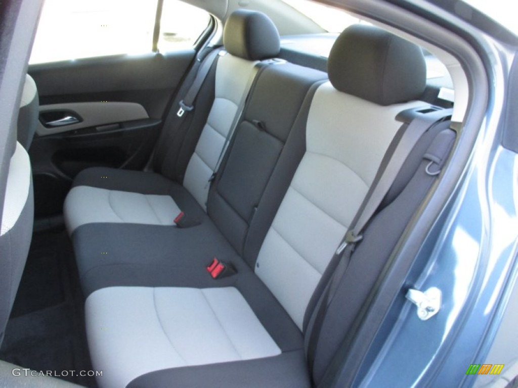 2012 Cruze LS - Blue Granite Metallic / Jet Black/Medium Titanium photo #19