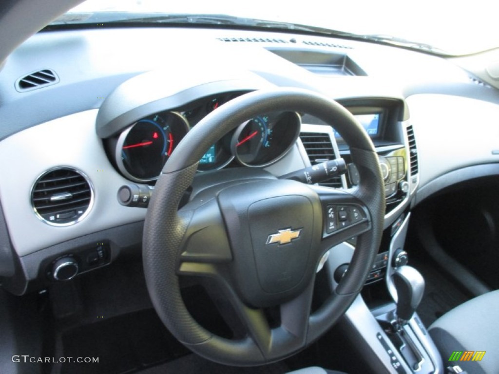 2012 Cruze LS - Blue Granite Metallic / Jet Black/Medium Titanium photo #22
