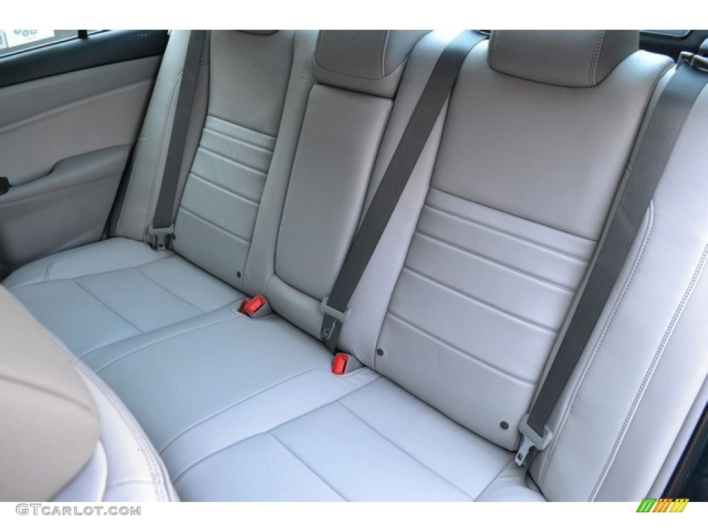 Ash Interior 2016 Toyota Camry XLE Photo #106501102