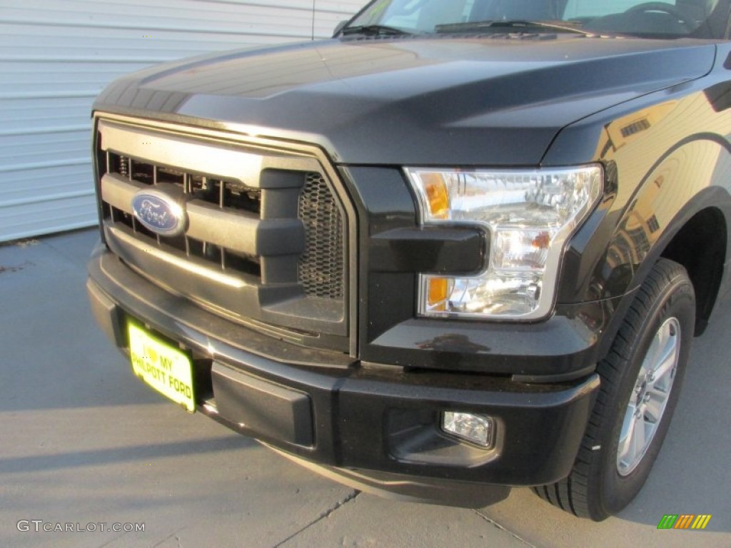 2015 F150 XL SuperCab - Tuxedo Black Metallic / Medium Earth Gray photo #10