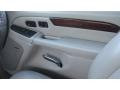 White Diamond - Escalade  Photo No. 41