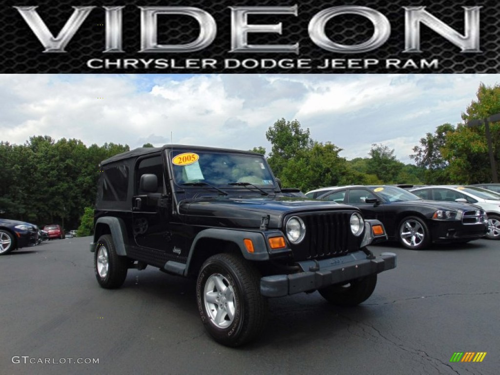 2005 Wrangler Unlimited 4x4 - Black / Dark Slate Gray photo #1