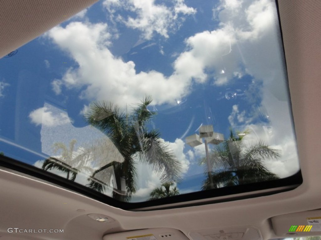 2015 Ford C-Max Hybrid SEL Sunroof Photos