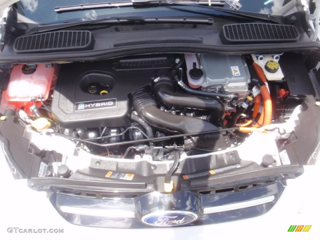2015 Ford C-Max Hybrid SEL Engine Photos