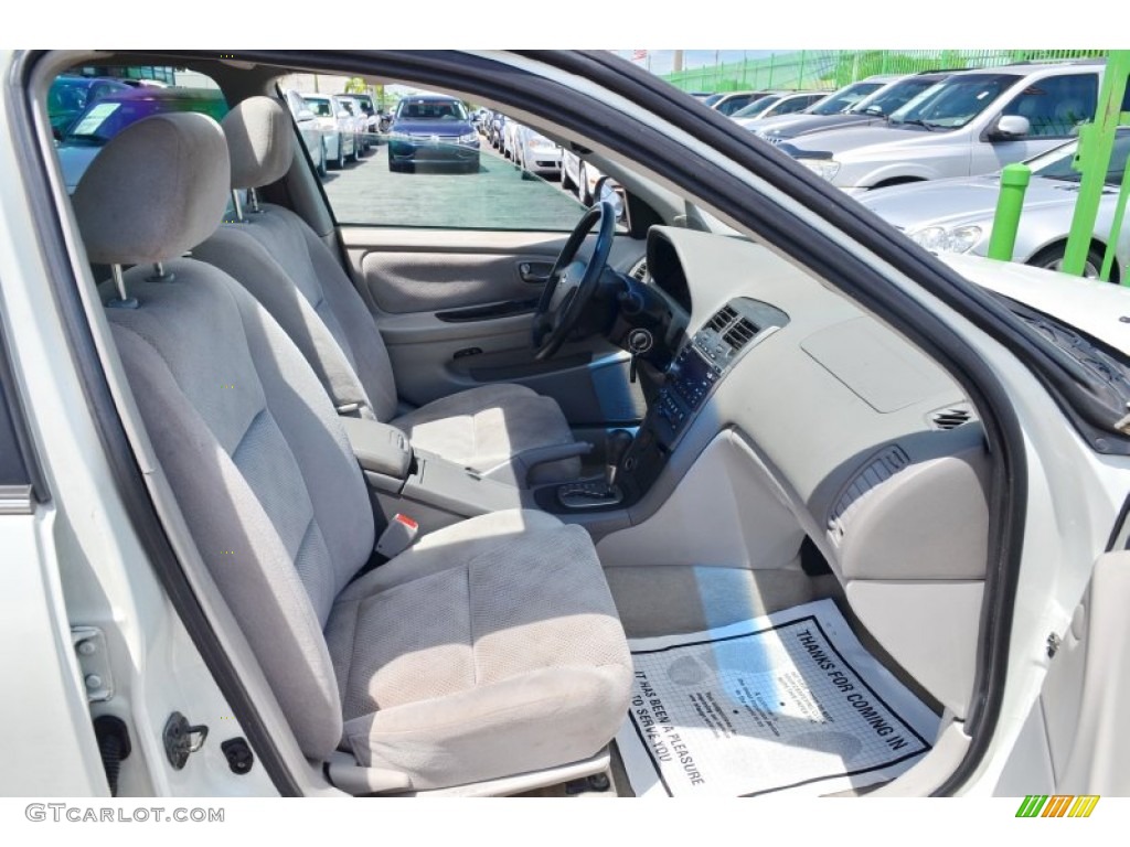 Blond Interior 2003 Nissan Maxima SE Photo #106519531