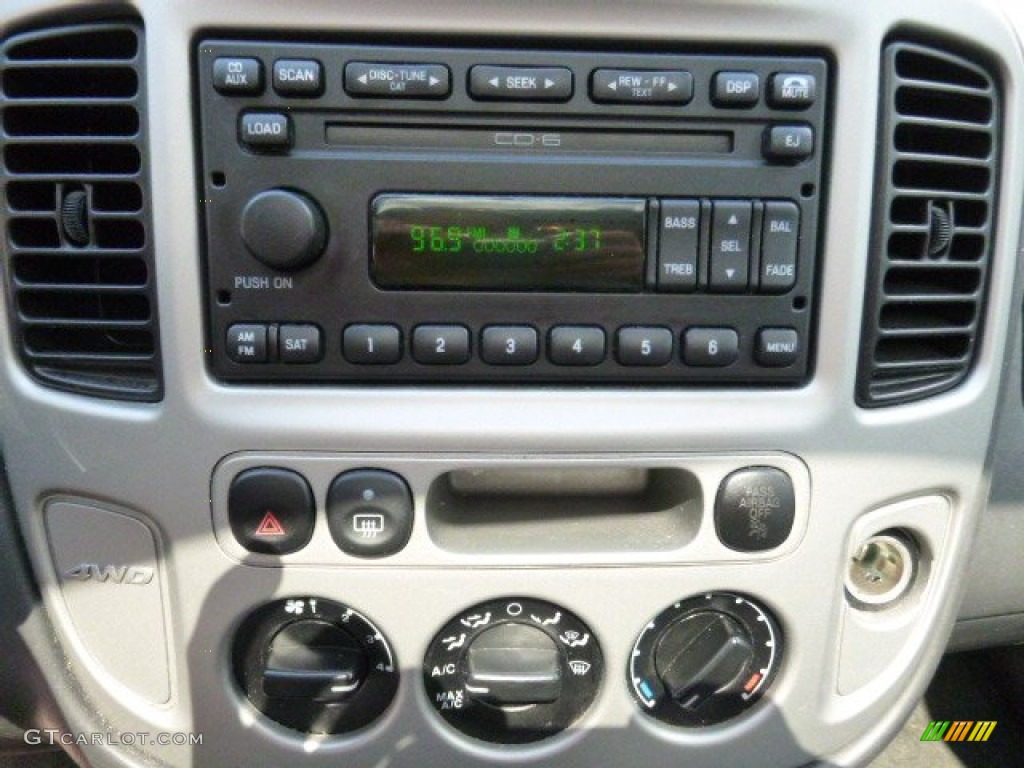 2006 Escape XLT V6 4WD - Titanium Green Metallic / Medium/Dark Flint photo #4