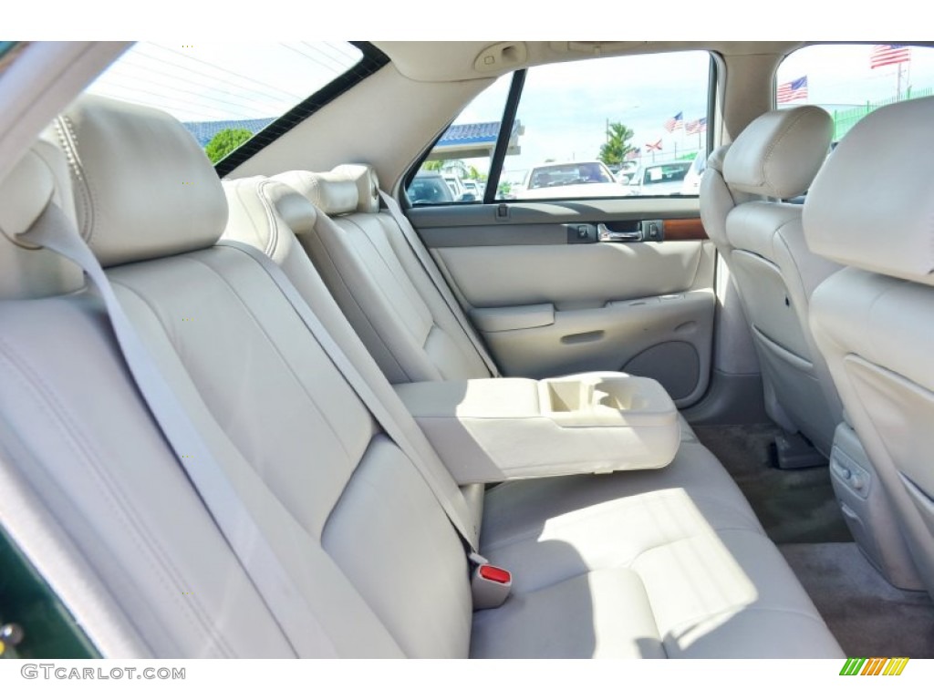 2003 Cadillac Seville SLS Rear Seat Photos