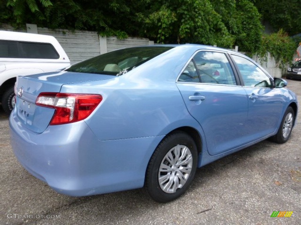 2012 Camry L - Clearwater Blue Metallic / Ivory photo #15