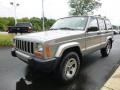 Silverstone Metallic - Cherokee Sport 4x4 Photo No. 5