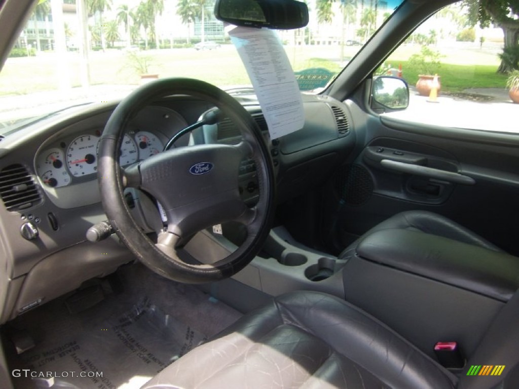 2002 Explorer Sport - Black Clearcoat / Graphite photo #9