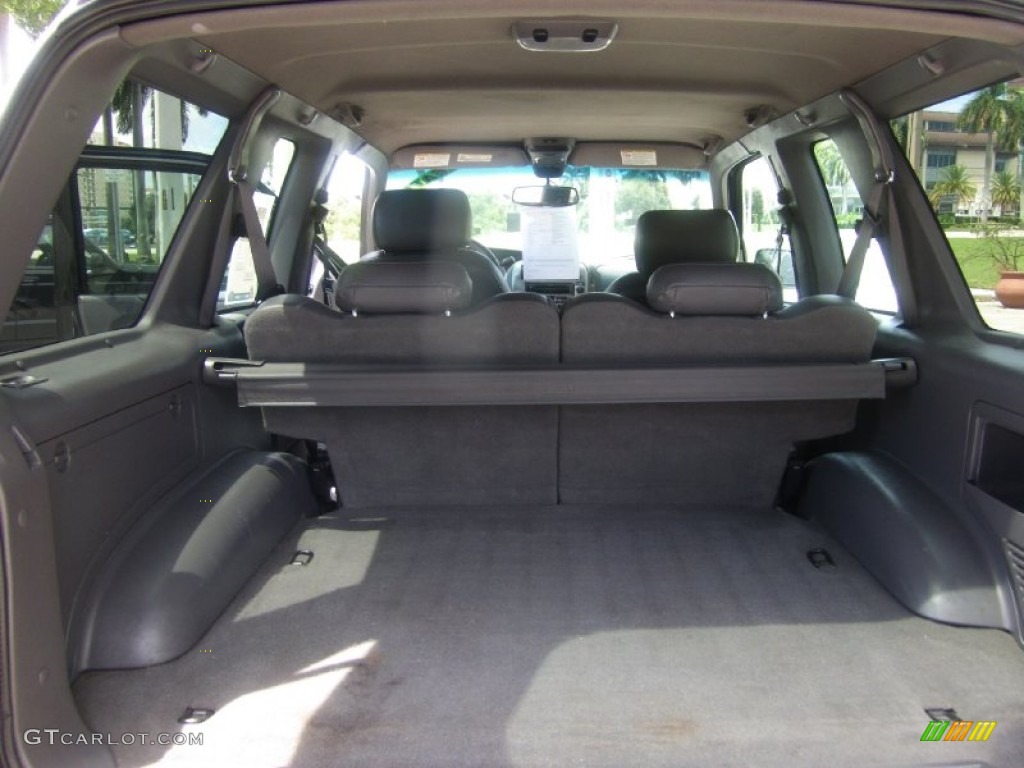 2002 Explorer Sport - Black Clearcoat / Graphite photo #11