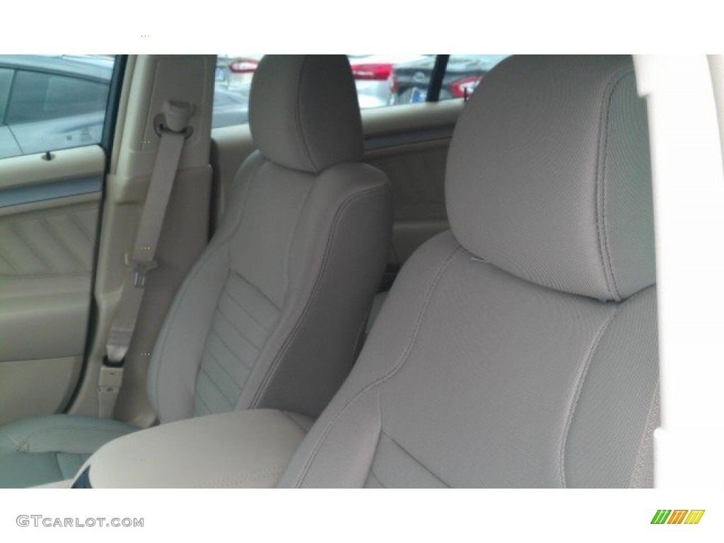2015 Taurus SE - Oxford White / Dune photo #6