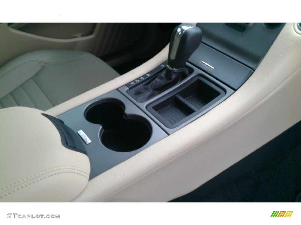 2015 Taurus SE - Oxford White / Dune photo #15