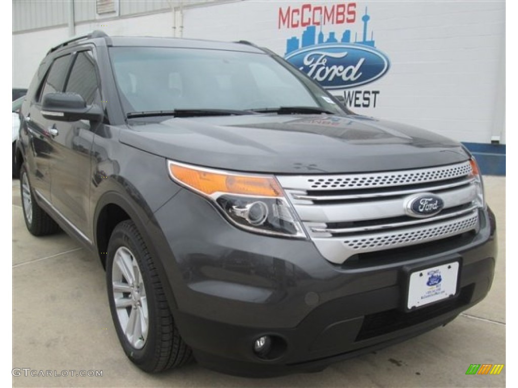 2015 Explorer XLT - Magnetic / Charcoal Black photo #11