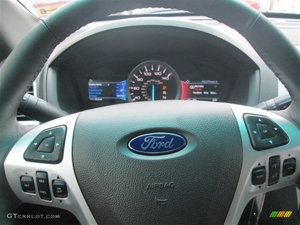 2015 Explorer XLT - Magnetic / Charcoal Black photo #28