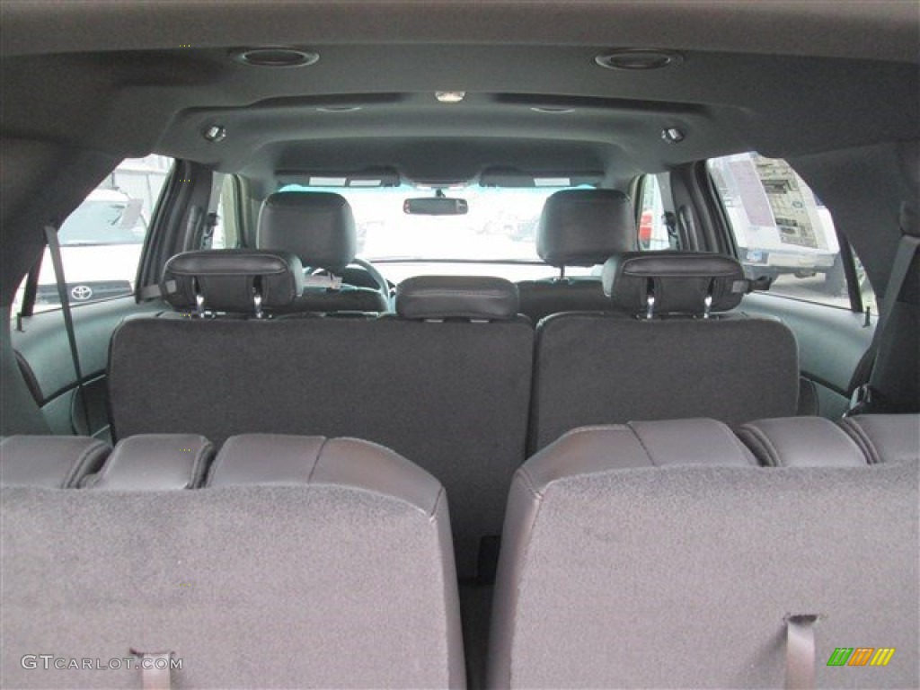 2015 Explorer XLT - Magnetic / Charcoal Black photo #37